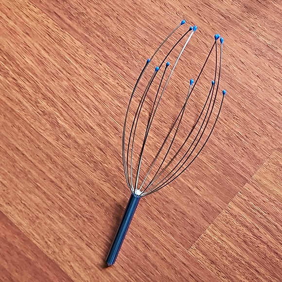 ~Free With Any Purchase~ Scalp Massager~ Just add to your bundle - Picture 3 of 6